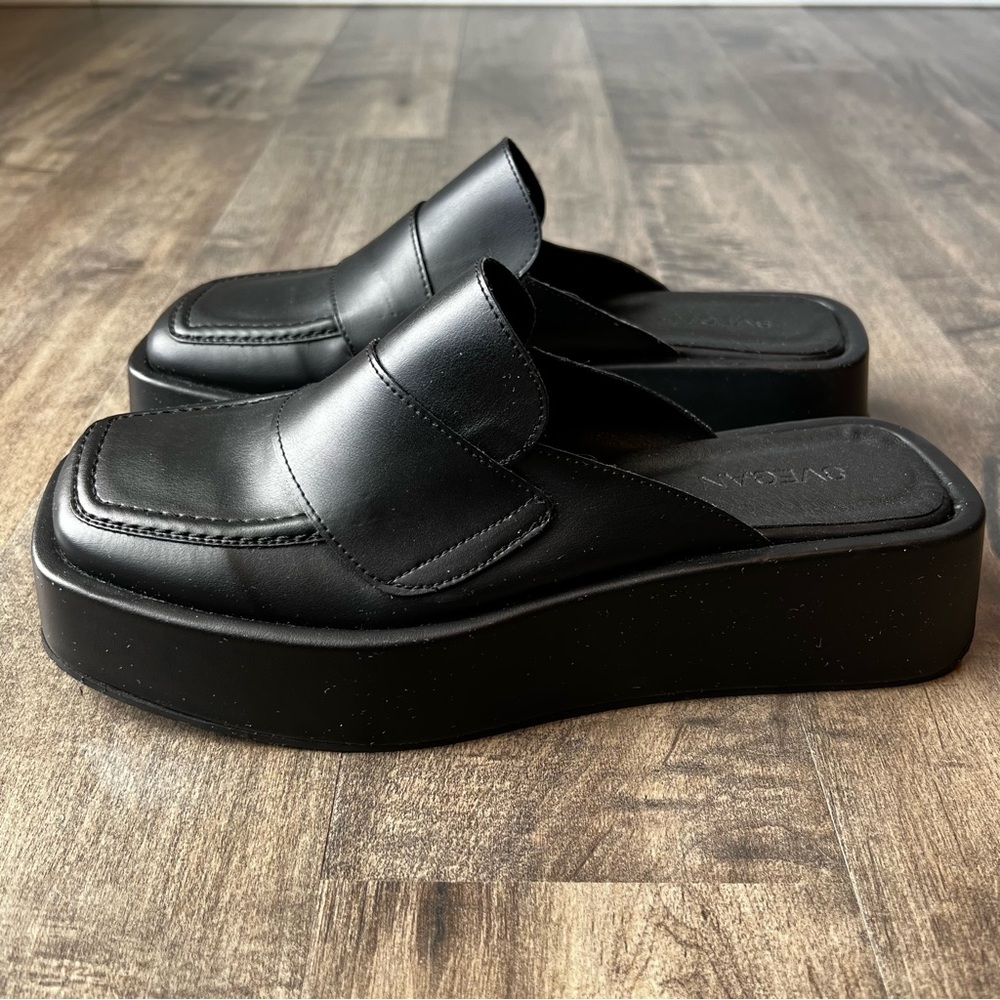 SVEGAN Tempera Vegan Leather Mule Loafer Womens 9